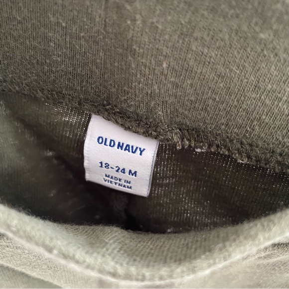 🟧$3 ADD-ON🟧 OLD NAVY • 18-24m • Sweatpants • Joggers • Baby boy - Picture 2 of 3